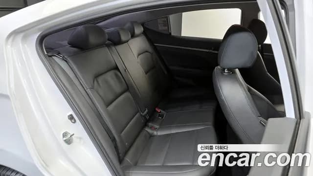 2018 Hyundai Avante AD 1.6 GDI Value Plus Sold VIN KMHD641DBJU441932 – side profile 2018 Hyundai Avante AD 1.6 GDI Value Plus Sold VIN KMHD641DBJU441932 – side profile