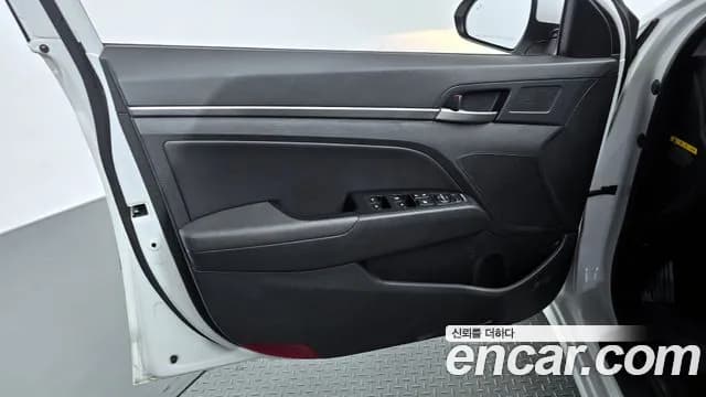 2018 Hyundai Avante AD 1.6 GDI Value Plus Sold VIN KMHD641DBJU441932 – photo 16 2018 Hyundai Avante AD 1.6 GDI Value Plus Sold VIN KMHD641DBJU441932 – photo 16