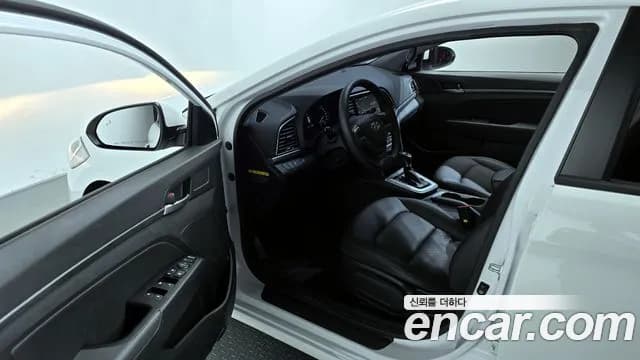 2018 Hyundai Avante AD 1.6 GDI Value Plus Sold VIN KMHD641DBJU441932 – photo 33 2018 Hyundai Avante AD 1.6 GDI Value Plus Sold VIN KMHD641DBJU441932 – photo 33