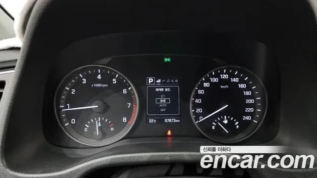 2018 Hyundai Avante AD 1.6 GDI Value Plus Sold VIN KMHD641DBJU448500 – undercarriage 2018 Hyundai Avante AD 1.6 GDI Value Plus Sold VIN KMHD641DBJU448500 – undercarriage