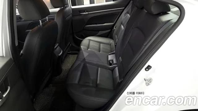 2018 Hyundai Avante AD 1.6 GDI Value Plus Sold VIN KMHD641DBJU470130 – photo 17 2018 Hyundai Avante AD 1.6 GDI Value Plus Sold VIN KMHD641DBJU470130 – photo 17