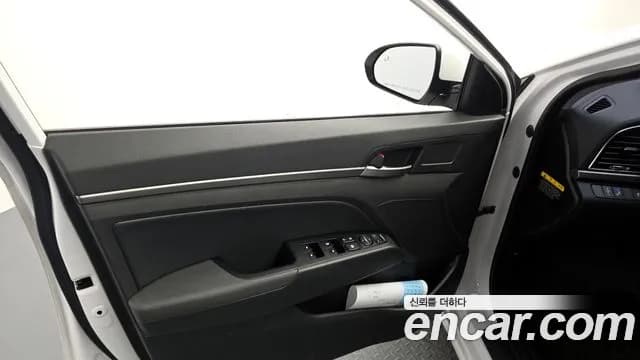 2018 Hyundai Avante AD 1.6 GDI Value Plus Sold VIN KMHD641DBJU470130 – photo 27 2018 Hyundai Avante AD 1.6 GDI Value Plus Sold VIN KMHD641DBJU470130 – photo 27