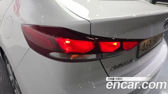 2018 Hyundai Avante AD 1.6 GDI Value Plus Sold VIN KMHD641DBJU470130 – photo 30 2018 Hyundai Avante AD 1.6 GDI Value Plus Sold VIN KMHD641DBJU470130 – photo 30