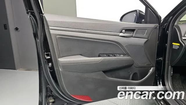 2018 Hyundai Avante AD 1.6 GDI Value Plus Sold VIN KMHD641DBJU484416 – photo 12 2018 Hyundai Avante AD 1.6 GDI Value Plus Sold VIN KMHD641DBJU484416 – photo 12