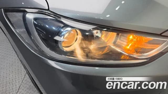 2018 Hyundai Avante AD 1.6 GDI Value Plus Sold VIN KMHD641DBJU491474 – photo 17 2018 Hyundai Avante AD 1.6 GDI Value Plus Sold VIN KMHD641DBJU491474 – photo 17