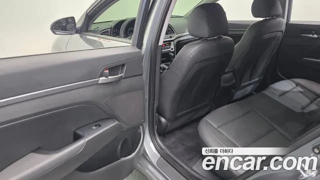 2018 Hyundai Avante AD 1.6 GDI Value Plus Sold VIN KMHD641DBJU491474 – photo 19 2018 Hyundai Avante AD 1.6 GDI Value Plus Sold VIN KMHD641DBJU491474 – photo 19