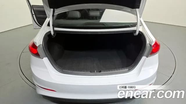 2018 Hyundai Avante AD 1.6 GDI Value Plus Sold VIN KMHD641DBJU494273 – undercarriage 2018 Hyundai Avante AD 1.6 GDI Value Plus Sold VIN KMHD641DBJU494273 – undercarriage