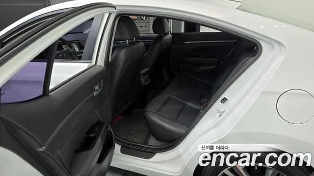 2018 Hyundai Avante AD 1.6 GDI Value Plus Sold VIN KMHD641DBJU494273 – photo 28 2018 Hyundai Avante AD 1.6 GDI Value Plus Sold VIN KMHD641DBJU494273 – photo 28