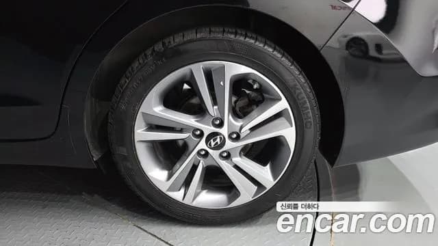 2018 Hyundai Avante AD 1.6 GDI Value Plus Sold VIN KMHD641DBJU495664 – photo 23 2018 Hyundai Avante AD 1.6 GDI Value Plus Sold VIN KMHD641DBJU495664 – photo 23