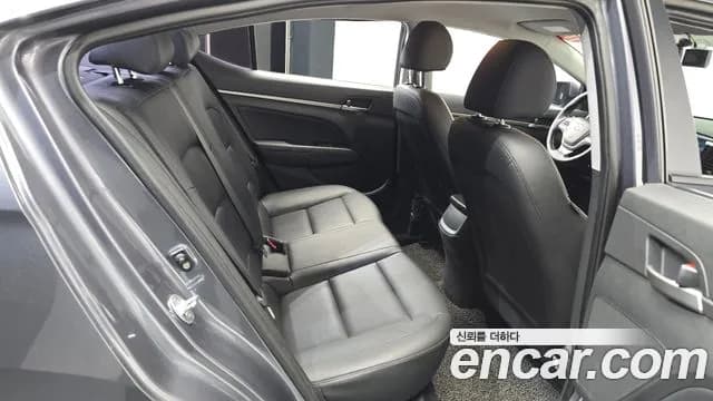 2018 Hyundai Avante AD 1.6 GDI Value Plus Sold VIN KMHD641DBJU504995 – photo 20 2018 Hyundai Avante AD 1.6 GDI Value Plus Sold VIN KMHD641DBJU504995 – photo 20