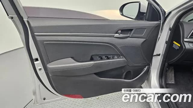 2018 Hyundai Avante AD 1.6 GDI Value Plus Sold VIN KMHD641DBJU506730 – photo 17 2018 Hyundai Avante AD 1.6 GDI Value Plus Sold VIN KMHD641DBJU506730 – photo 17