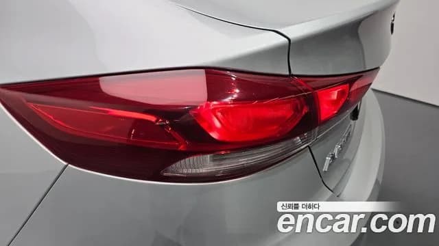 2018 Hyundai Avante AD 1.6 GDI Value Plus Sold VIN KMHD641DBJU506730 – photo 18 2018 Hyundai Avante AD 1.6 GDI Value Plus Sold VIN KMHD641DBJU506730 – photo 18