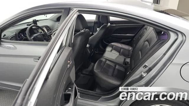 2018 Hyundai Avante AD 1.6 GDI Value Plus Sold VIN KMHD641DBJU508810 – dashboard 2018 Hyundai Avante AD 1.6 GDI Value Plus Sold VIN KMHD641DBJU508810 – dashboard