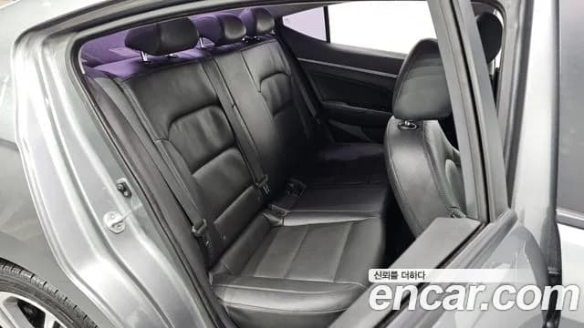 2018 Hyundai Avante AD 1.6 GDI Value Plus Sold VIN KMHD641DBJU508810 – photo 14 2018 Hyundai Avante AD 1.6 GDI Value Plus Sold VIN KMHD641DBJU508810 – photo 14