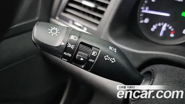 2018 Hyundai Avante AD 1.6 GDI Value Plus Sold VIN KMHD641DBJU513894 – photo 15 2018 Hyundai Avante AD 1.6 GDI Value Plus Sold VIN KMHD641DBJU513894 – photo 15