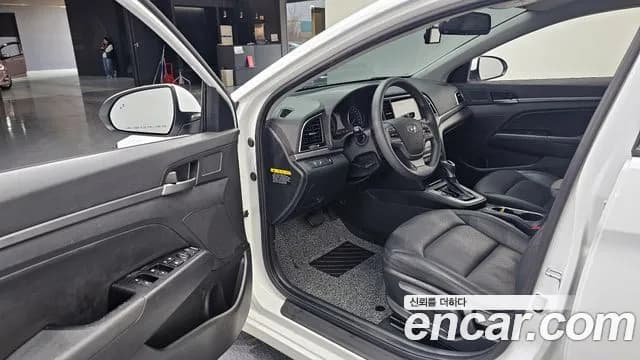2018 Hyundai Avante AD 1.6 GDI Value Plus Sold VIN KMHD641DBJU523807 – photo 16 2018 Hyundai Avante AD 1.6 GDI Value Plus Sold VIN KMHD641DBJU523807 – photo 16