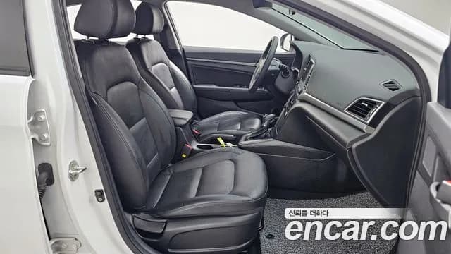 2018 Hyundai Avante AD 1.6 GDI Value Plus Sold VIN KMHD641DBJU523807 – photo 19 2018 Hyundai Avante AD 1.6 GDI Value Plus Sold VIN KMHD641DBJU523807 – photo 19