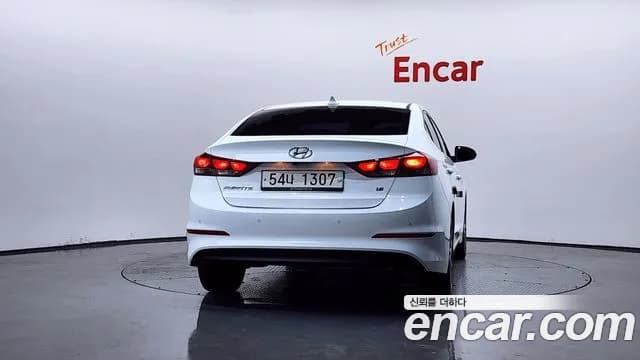 2018 Hyundai Avante AD 1.6 GDI Value Plus Sold VIN KMHD641DBJU525955 – rear exterior 2018 Hyundai Avante AD 1.6 GDI Value Plus Sold VIN KMHD641DBJU525955 – rear exterior