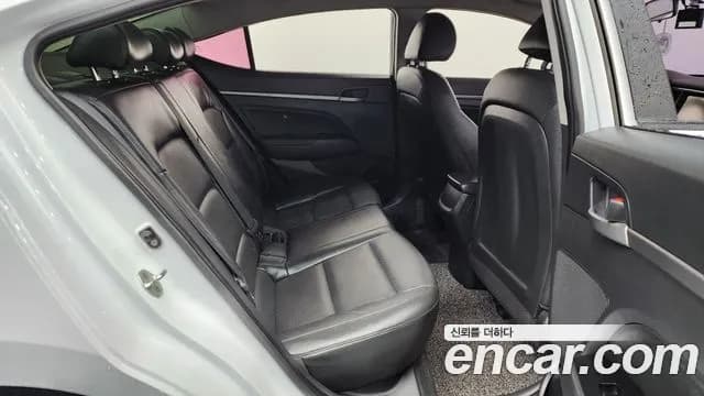 2018 Hyundai Avante AD 1.6 GDI Value Plus Sold VIN KMHD641DBJU535292 – rear exterior 2018 Hyundai Avante AD 1.6 GDI Value Plus Sold VIN KMHD641DBJU535292 – rear exterior