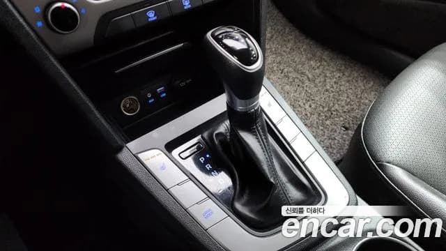 2018 Hyundai Avante AD 1.6 GDI Value Plus Sold VIN KMHD641DBJU535292 – photo 16 2018 Hyundai Avante AD 1.6 GDI Value Plus Sold VIN KMHD641DBJU535292 – photo 16
