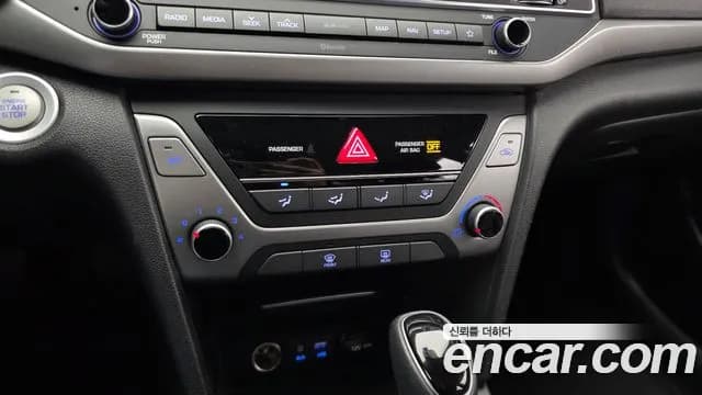 2018 Hyundai Avante AD 1.6 GDI Value Plus Sold VIN KMHD641DBJU557258 – exterior detail 2018 Hyundai Avante AD 1.6 GDI Value Plus Sold VIN KMHD641DBJU557258 – exterior detail