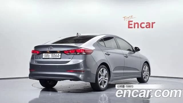 2018 Hyundai Avante AD 1.6 GDI Value Plus Sold VIN KMHD641DBJU557258 – trunk area 2018 Hyundai Avante AD 1.6 GDI Value Plus Sold VIN KMHD641DBJU557258 – trunk area