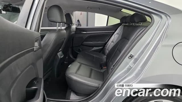 2018 Hyundai Avante AD 1.6 GDI Value Plus Sold VIN KMHD641DBJU557258 – photo 11 2018 Hyundai Avante AD 1.6 GDI Value Plus Sold VIN KMHD641DBJU557258 – photo 11