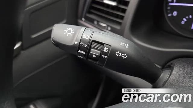 2018 Hyundai Avante AD 1.6 GDI Value Plus Sold VIN KMHD641DBJU557258 – photo 12 2018 Hyundai Avante AD 1.6 GDI Value Plus Sold VIN KMHD641DBJU557258 – photo 12