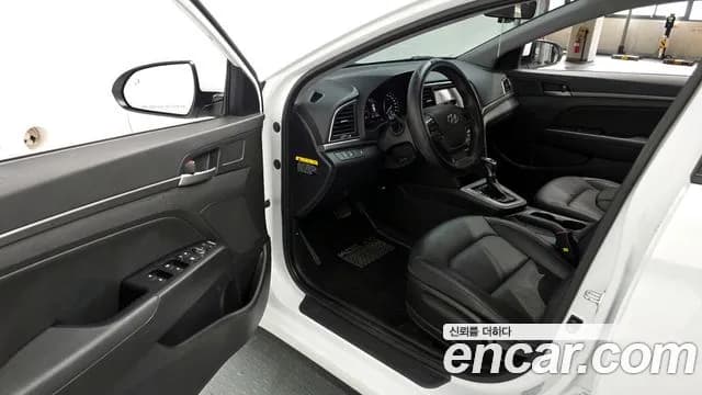2018 Hyundai Avante AD 1.6 GDI Value Plus Sold VIN KMHD641DBJU559124 – side profile 2018 Hyundai Avante AD 1.6 GDI Value Plus Sold VIN KMHD641DBJU559124 – side profile