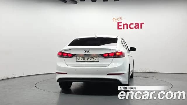 2018 Hyundai Avante AD 1.6 GDI Value Plus Sold VIN KMHD641DBJU559124 – interior seats 2018 Hyundai Avante AD 1.6 GDI Value Plus Sold VIN KMHD641DBJU559124 – interior seats