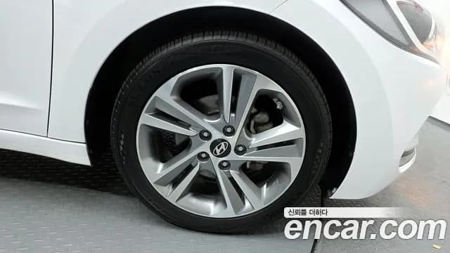 2018 Hyundai Avante AD 1.6 GDI Value Plus Sold VIN KMHD641DBJU559124 – photo 18 2018 Hyundai Avante AD 1.6 GDI Value Plus Sold VIN KMHD641DBJU559124 – photo 18