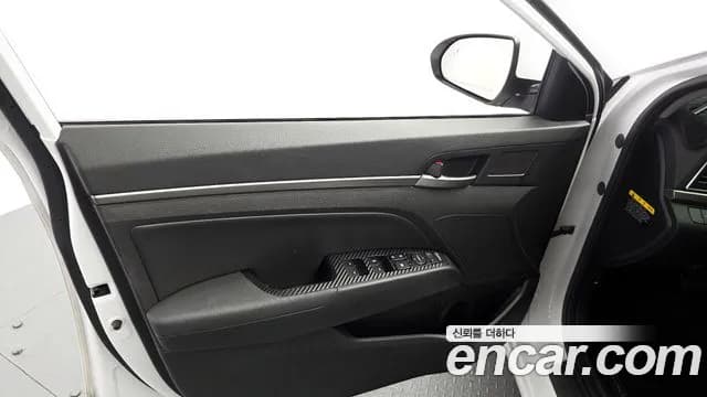 2018 Hyundai Avante AD 1.6 GDI Value Plus Sold VIN KMHD641DBJU574717 – photo 22 2018 Hyundai Avante AD 1.6 GDI Value Plus Sold VIN KMHD641DBJU574717 – photo 22