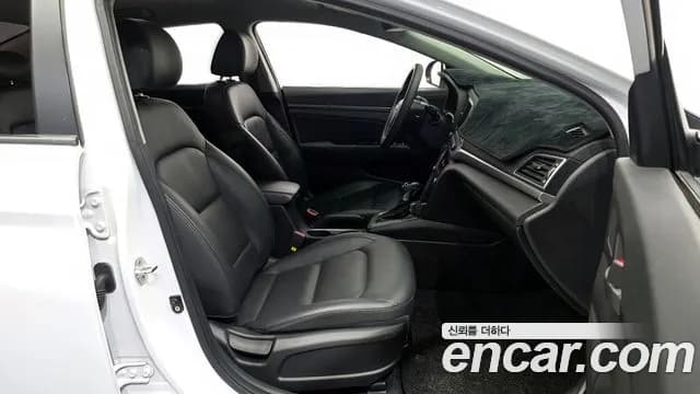 2018 Hyundai Avante AD 1.6 GDI Value Plus Sold VIN KMHD641DBJU574717 – photo 31 2018 Hyundai Avante AD 1.6 GDI Value Plus Sold VIN KMHD641DBJU574717 – photo 31