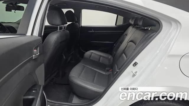 2018 Hyundai Avante AD 1.6 GDI Value Plus Sold VIN KMHD641DBJU582701 – odometer reading 2018 Hyundai Avante AD 1.6 GDI Value Plus Sold VIN KMHD641DBJU582701 – odometer reading