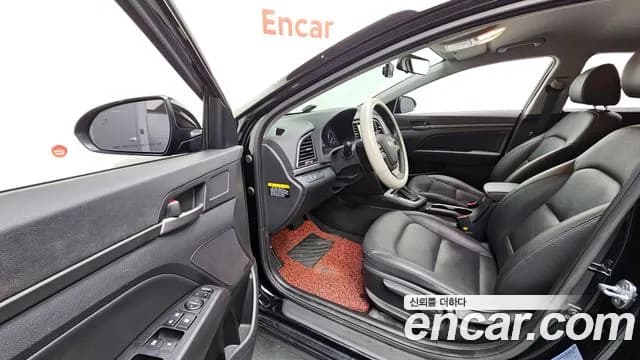 2018 Hyundai Avante AD 1.6 GDI Value Plus Sold VIN KMHD641DBJU586240 – exterior detail 2018 Hyundai Avante AD 1.6 GDI Value Plus Sold VIN KMHD641DBJU586240 – exterior detail