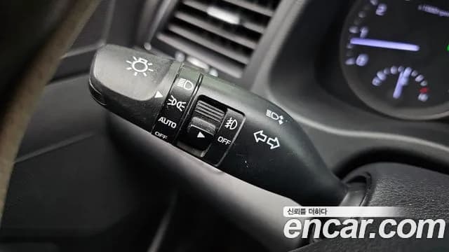 2018 Hyundai Avante AD 1.6 GDI Value Plus Sold VIN KMHD641DBJU586240 – odometer reading 2018 Hyundai Avante AD 1.6 GDI Value Plus Sold VIN KMHD641DBJU586240 – odometer reading