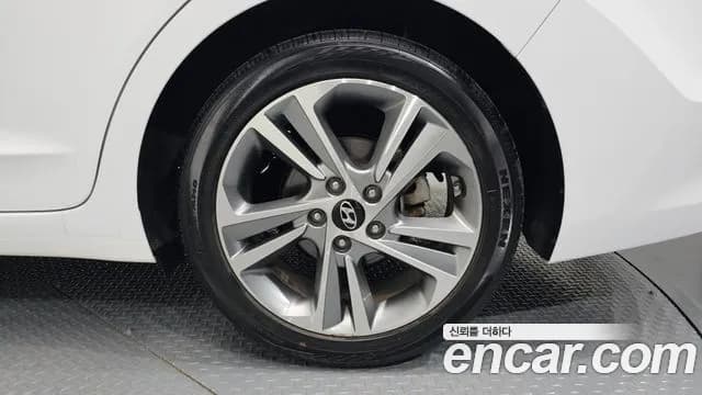 2018 Hyundai Avante AD 1.6 GDI Value Plus Sold VIN KMHD641DBJU592981 – engine bay 2018 Hyundai Avante AD 1.6 GDI Value Plus Sold VIN KMHD641DBJU592981 – engine bay