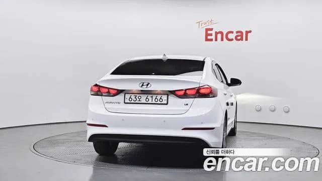 2018 Hyundai Avante AD 1.6 GDI Value Plus Sold VIN KMHD641DBJU592981 – photo 12 2018 Hyundai Avante AD 1.6 GDI Value Plus Sold VIN KMHD641DBJU592981 – photo 12