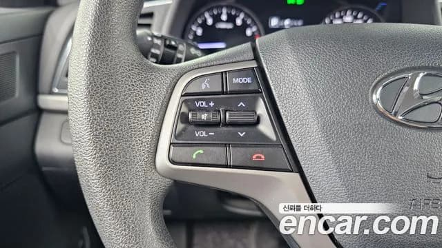 2018 Hyundai Avante AD 1.6 GDI Value Plus Sold VIN KMHD641DBJU592981 – photo 24 2018 Hyundai Avante AD 1.6 GDI Value Plus Sold VIN KMHD641DBJU592981 – photo 24