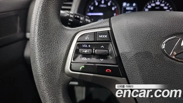 2018 Hyundai Avante AD 1.6 GDI Value Plus Sold VIN KMHD641DBJU594967 – rear exterior 2018 Hyundai Avante AD 1.6 GDI Value Plus Sold VIN KMHD641DBJU594967 – rear exterior