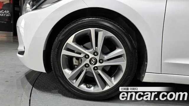 2018 Hyundai Avante AD 1.6 GDI Value Plus Sold VIN KMHD641DBJU605143 – side profile 2018 Hyundai Avante AD 1.6 GDI Value Plus Sold VIN KMHD641DBJU605143 – side profile