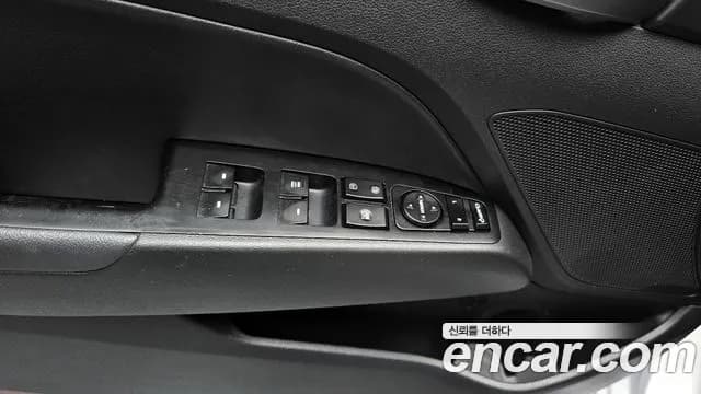 2018 Hyundai Avante AD 1.6 GDI Value Plus Sold VIN KMHD641DBJU605143 – photo 16 2018 Hyundai Avante AD 1.6 GDI Value Plus Sold VIN KMHD641DBJU605143 – photo 16