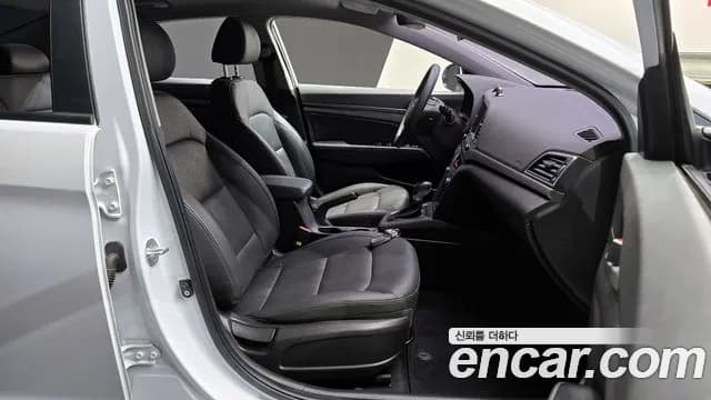 2018 Hyundai Avante AD 1.6 GDI Value Plus Sold VIN KMHD641DBJU605143 – photo 18 2018 Hyundai Avante AD 1.6 GDI Value Plus Sold VIN KMHD641DBJU605143 – photo 18