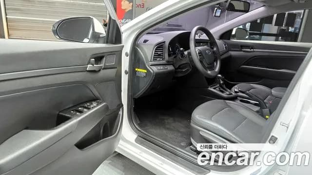 2018 Hyundai Avante AD 1.6 GDI Value Plus Sold VIN KMHD641DBJU605143 – photo 19 2018 Hyundai Avante AD 1.6 GDI Value Plus Sold VIN KMHD641DBJU605143 – photo 19