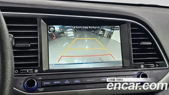 2018 Hyundai Avante AD 1.6 GDI Value Plus Sold VIN KMHD641DBJU607389 – interior seats 2018 Hyundai Avante AD 1.6 GDI Value Plus Sold VIN KMHD641DBJU607389 – interior seats