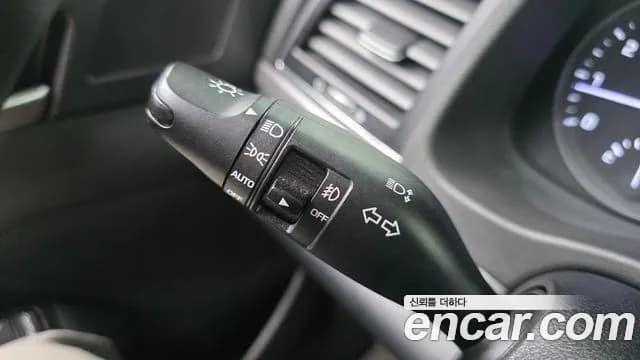 2018 Hyundai Avante AD 1.6 GDI Value Plus Sold VIN KMHD641DBJU631463 – front exterior 2018 Hyundai Avante AD 1.6 GDI Value Plus Sold VIN KMHD641DBJU631463 – front exterior