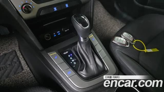 2018 Hyundai Avante AD 1.6 GDI Value Plus Sold VIN KMHD641DBJU631463 – dashboard 2018 Hyundai Avante AD 1.6 GDI Value Plus Sold VIN KMHD641DBJU631463 – dashboard