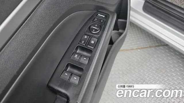 2018 Hyundai Avante AD 1.6 GDI Value Plus Sold VIN KMHD641DBJU631463 – photo 32 2018 Hyundai Avante AD 1.6 GDI Value Plus Sold VIN KMHD641DBJU631463 – photo 32