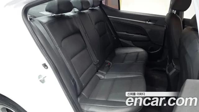 2018 Hyundai Avante AD 1.6 GDI Value Plus Sold VIN KMHD641DBJU638016 – engine bay 2018 Hyundai Avante AD 1.6 GDI Value Plus Sold VIN KMHD641DBJU638016 – engine bay