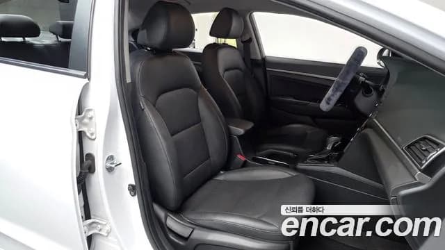 2018 Hyundai Avante AD 1.6 GDI Value Plus Sold VIN KMHD641DBJU638016 – photo 16 2018 Hyundai Avante AD 1.6 GDI Value Plus Sold VIN KMHD641DBJU638016 – photo 16